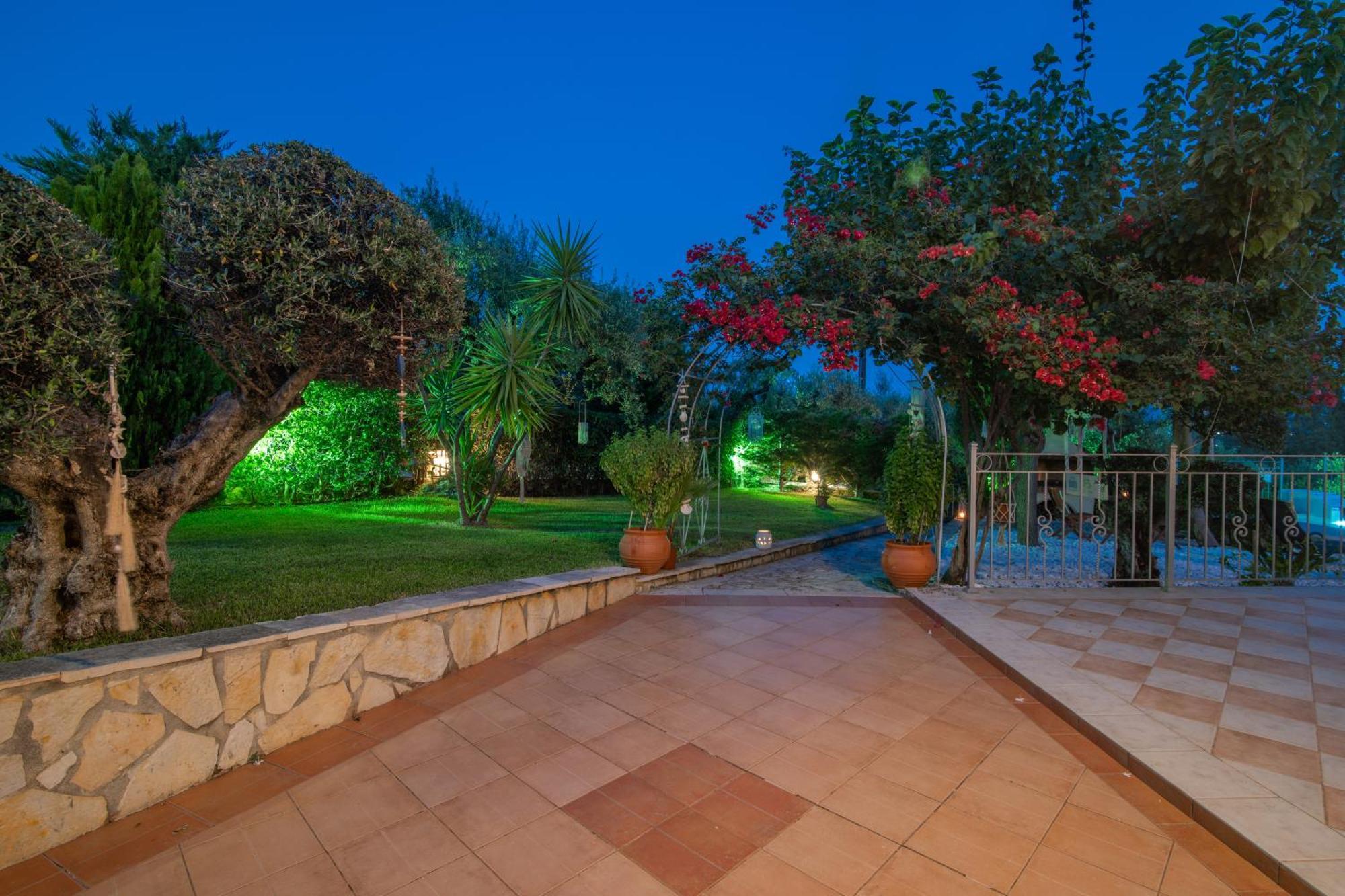 Villa Vrisi Fagias Exterior photo